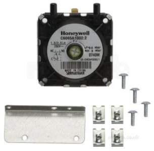 Worcester Bosch Boiler Spares -  Worcester 87161461380 Pressure Switch