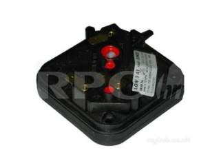 Chaffoteaux Boiler Spares -  Chaffoteaux 81611 00 Pressure Switch Assembly