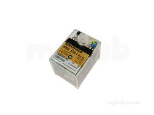 Satronic Burner Spares -  Satr Mmg 870 Mod 65 Control Box 240v