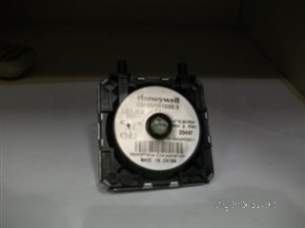 Potterton Boiler Spares -  Potterton 5105796 Kingfisher Pressure Switch