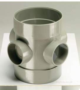 Center Soil Waste and Overflow -  Center 3 Boss Pipe 110mm Black Cstbcb
