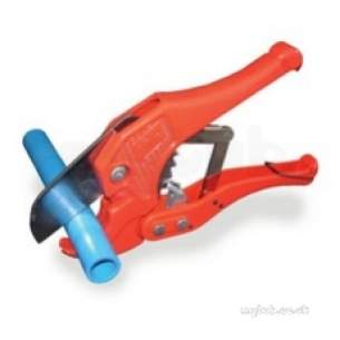 Plasson Gunmetal Valves and Fittings -  20mm To 32mm Red Pipe Shears 60125