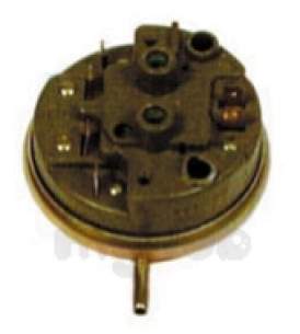 Indesit Domestic Spares -  Indesit C00108946 Pressure Switch 961